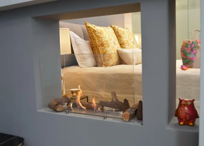 Parliament - Center Luxury Apartment