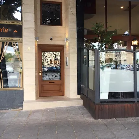 Parliament - Center Luxury *