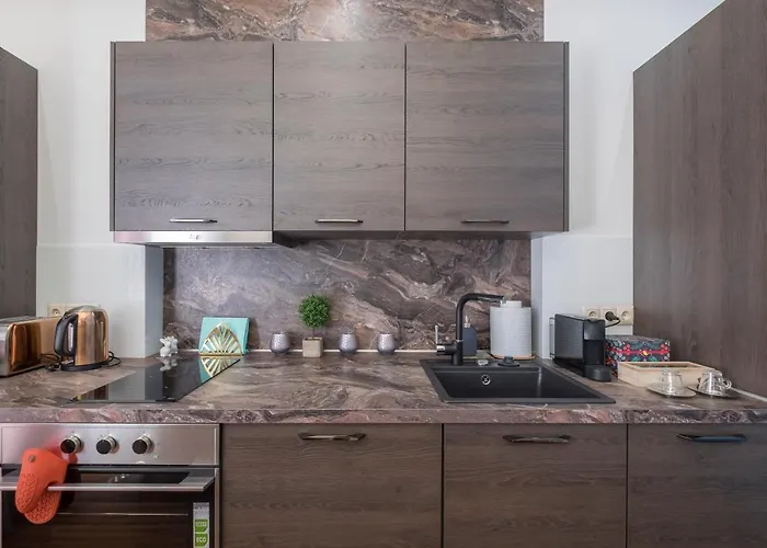 Parliament - Center Luxury Sofía