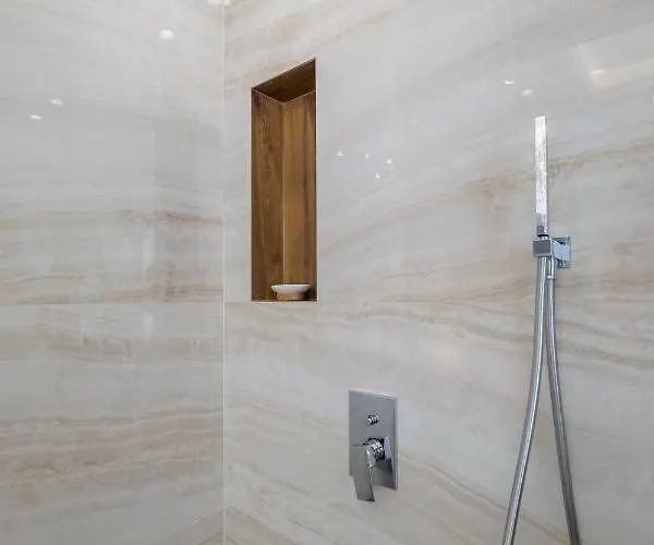 Parliament - Center Luxury Apartamento