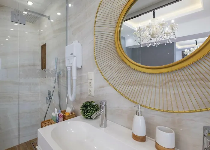 Parliament - Center Luxury Sofía