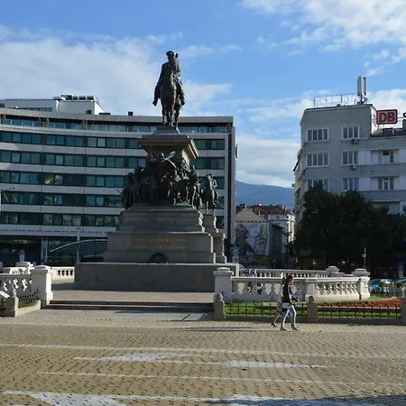 Parliament - Center Luxury Apartament